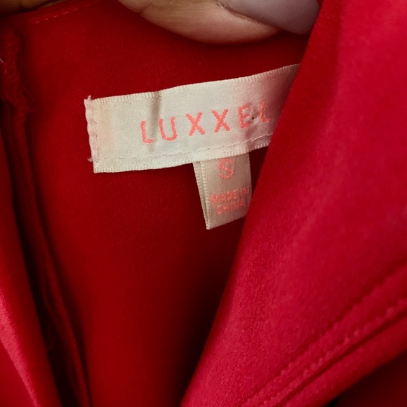 Boutique Deep V Neck Dress - Picture 3 of 4